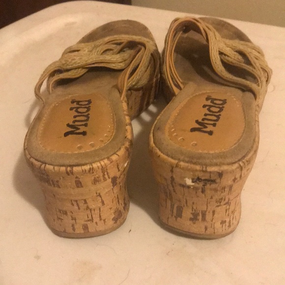 Shoes - Picture 3 of 7